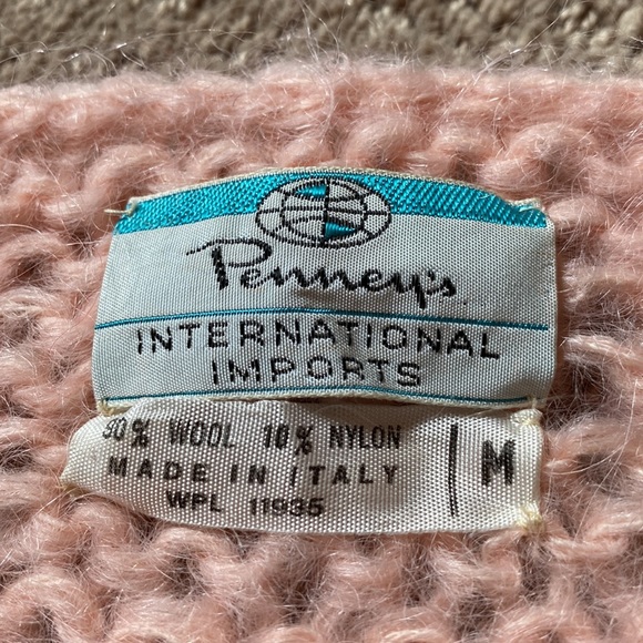 VINTAGE! Super Cute Sweater - size medium - made in Italy - Picture 5 of 5